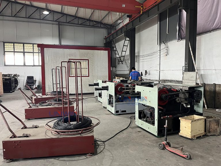 machine à fabriquer des clous à grande vitesse