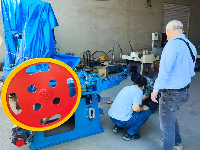 Türkiye müşteri ziyareti çivi yapma makinesi